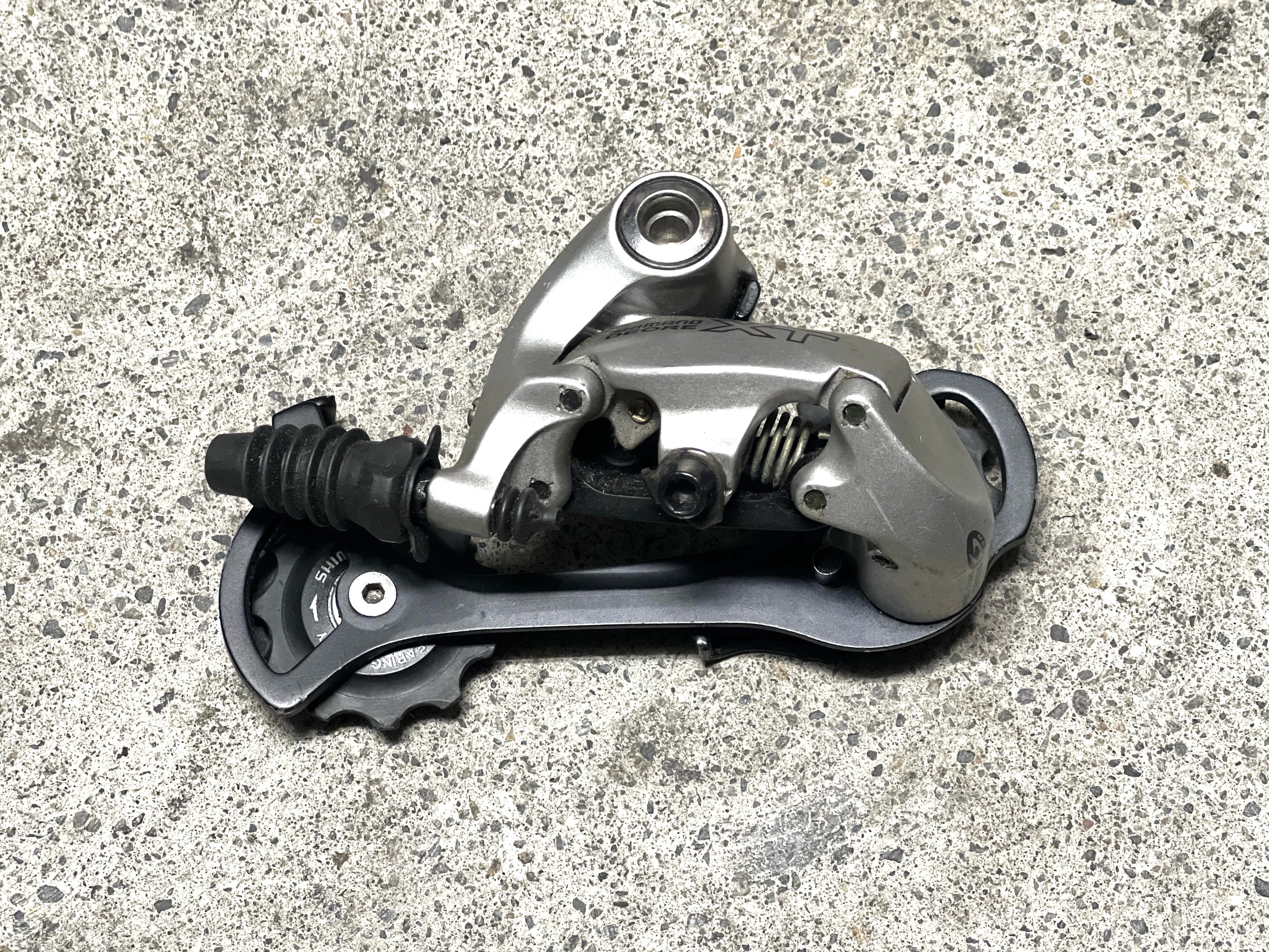 SHIMANO DEORE XT リアディレイラー(RD-M750)