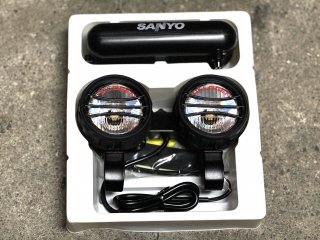 SANYO TWIN LIGHT