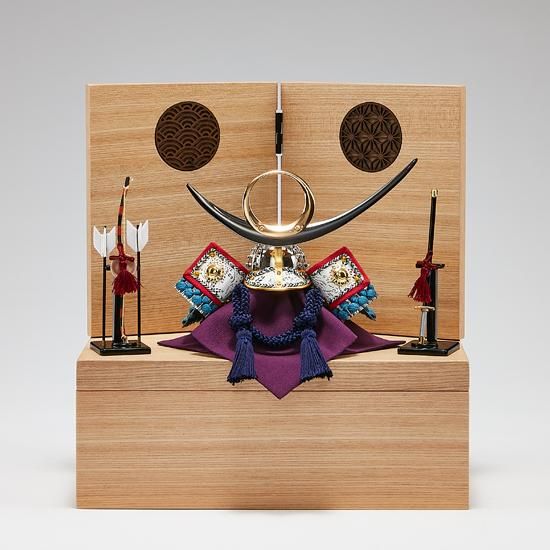 r*m様 伝統的な日本の甲冑、収納箱付 伊達政宗公 収納セット（だてまさむねこう）豆兜 | 忠保の甲冑