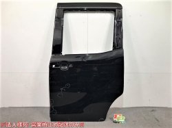 Days Roox B21A / B11A left rear sliding door Nissan (103021)