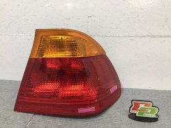 3 Series/Sedan E46 Genuine Right Tail Lamp/Light/Lens Halogen 8 364 922 BMW (124294)