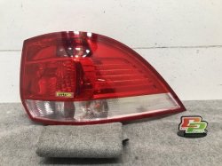 Golf/Golf/Valiant 1KC series genuine right tail lamp/light/lens 1K9 945 096A/1K9 945 112A (111348)