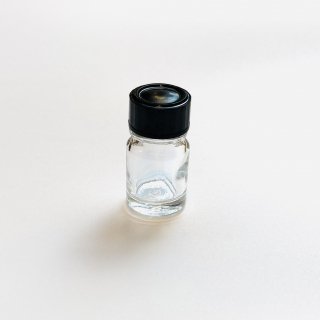 ガラス小瓶（黒キャップ）