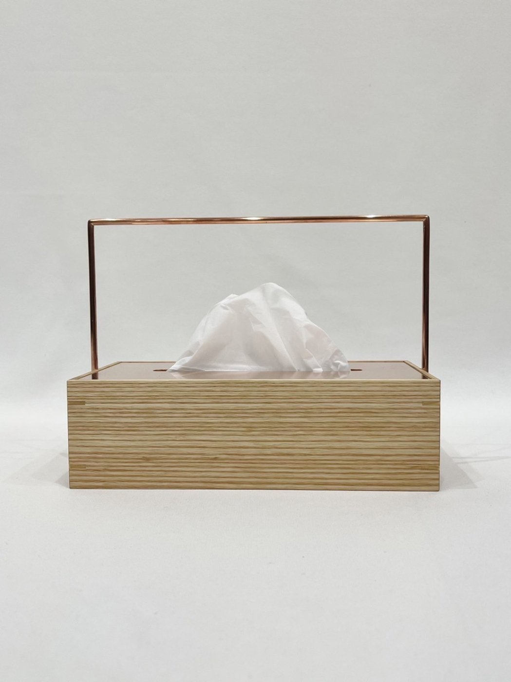 SANTASS&#201; "TISSUE BOX" for Noguchi