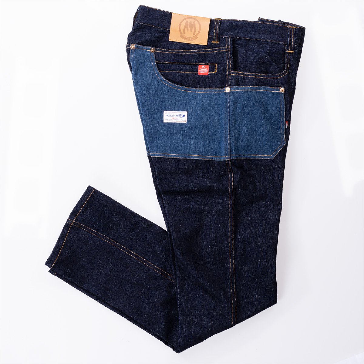 Ez BP STRAIGHT JEANS<img class='new_mark_img2' src='https://img.shop-pro.jp/img/new/icons62.gif' style='border:none;display:inline;margin:0px;padding:0px;width:auto;' />