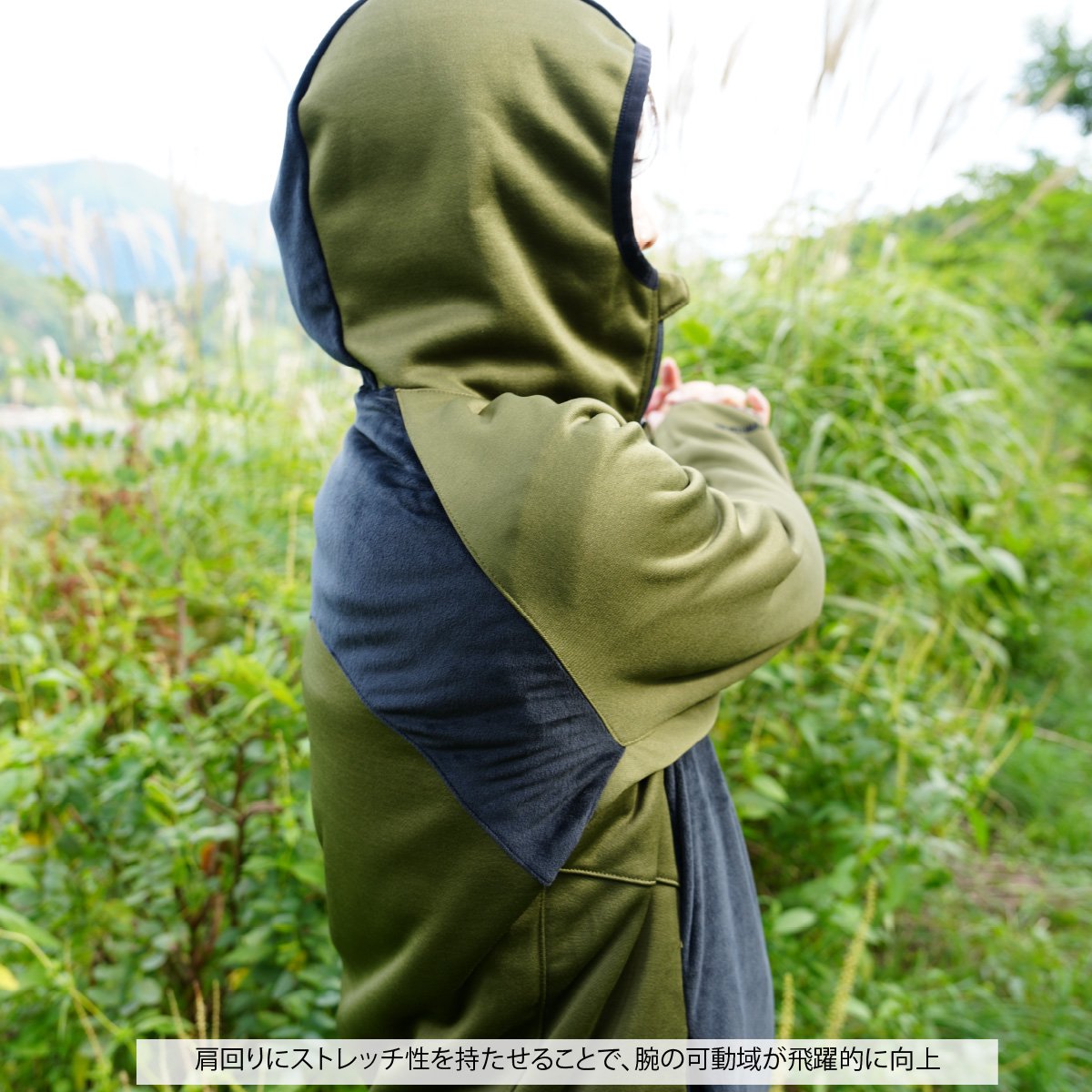 <img class='new_mark_img1' src='https://img.shop-pro.jp/img/new/icons47.gif' style='border:none;display:inline;margin:0px;padding:0px;width:auto;' />EZ zip hoodie