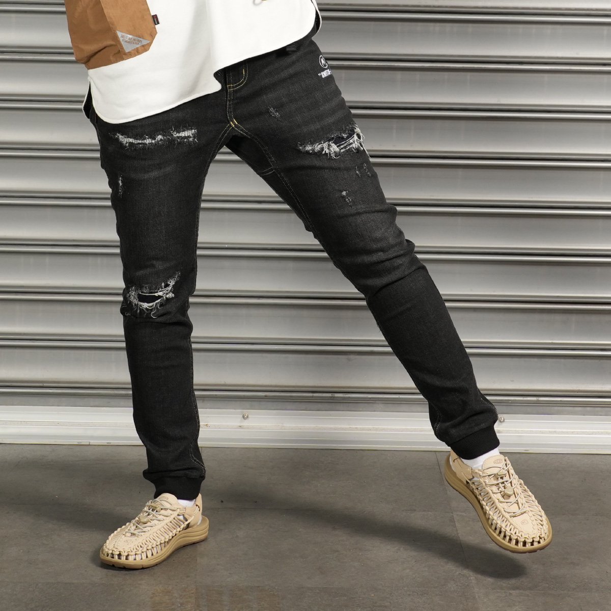 <img class='new_mark_img1' src='https://img.shop-pro.jp/img/new/icons15.gif' style='border:none;display:inline;margin:0px;padding:0px;width:auto;' />3A damage denim pants