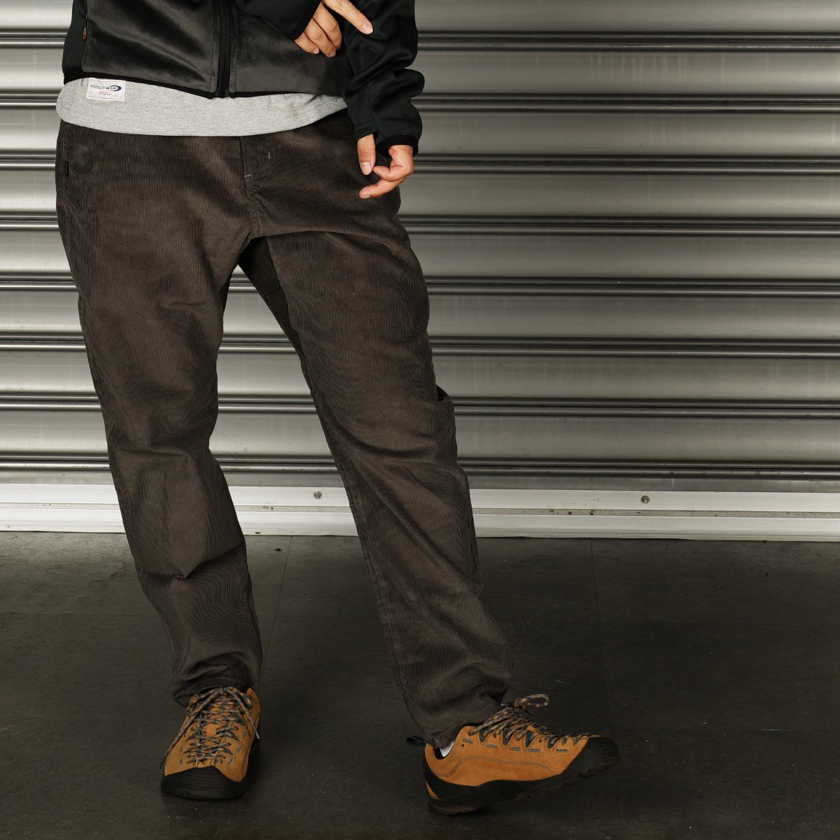 <img class='new_mark_img1' src='https://img.shop-pro.jp/img/new/icons15.gif' style='border:none;display:inline;margin:0px;padding:0px;width:auto;' />3A corduroy ankle pants