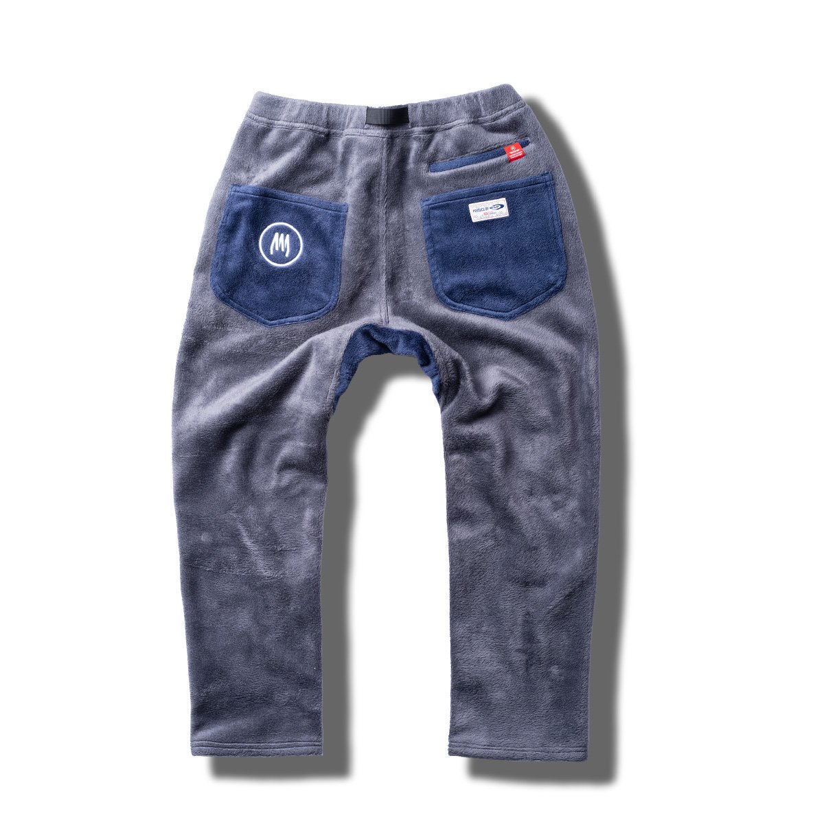 <img class='new_mark_img1' src='https://img.shop-pro.jp/img/new/icons20.gif' style='border:none;display:inline;margin:0px;padding:0px;width:auto;' />3A Brushed pants