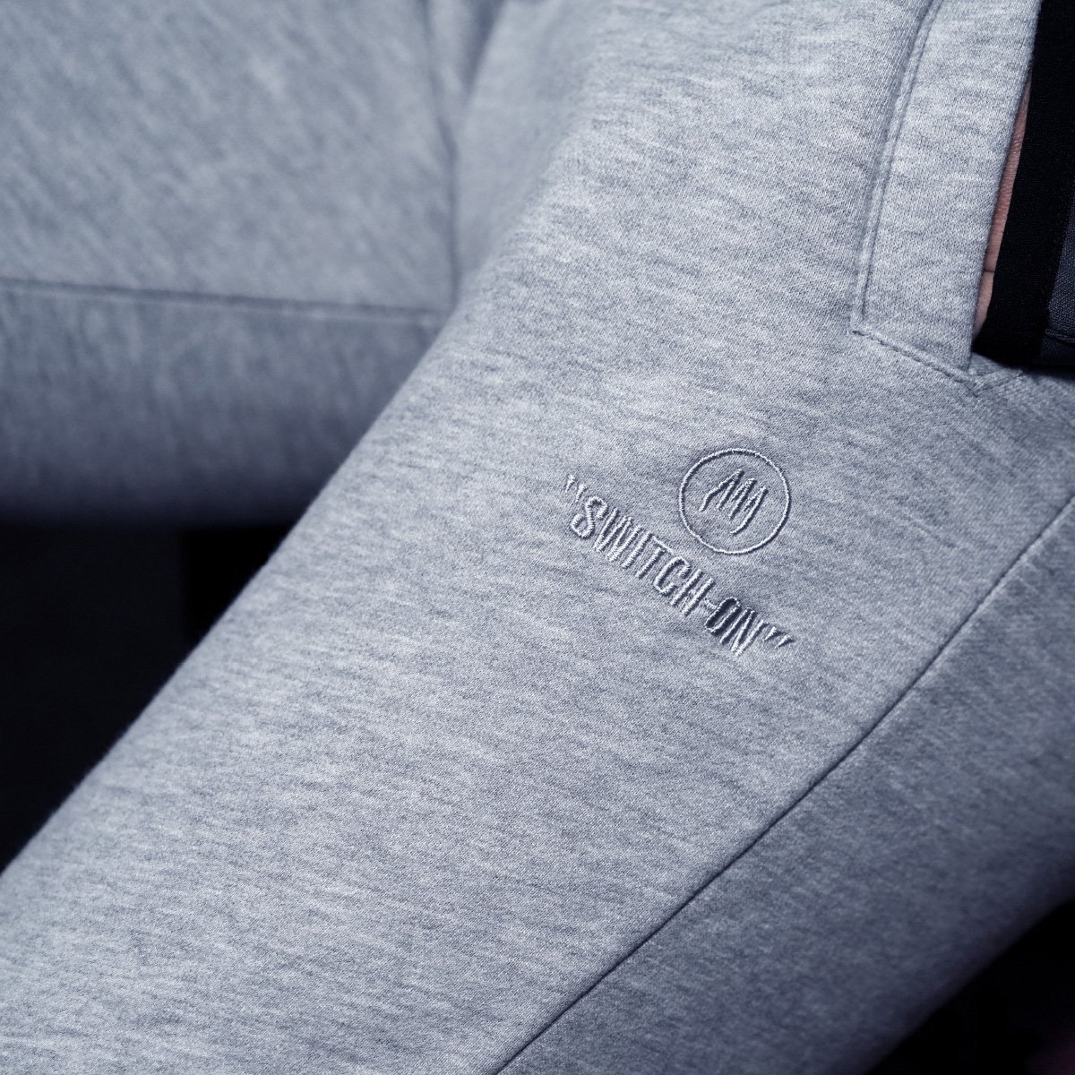 <img class='new_mark_img1' src='https://img.shop-pro.jp/img/new/icons47.gif' style='border:none;display:inline;margin:0px;padding:0px;width:auto;' />3A Slimfit Sweat Pants