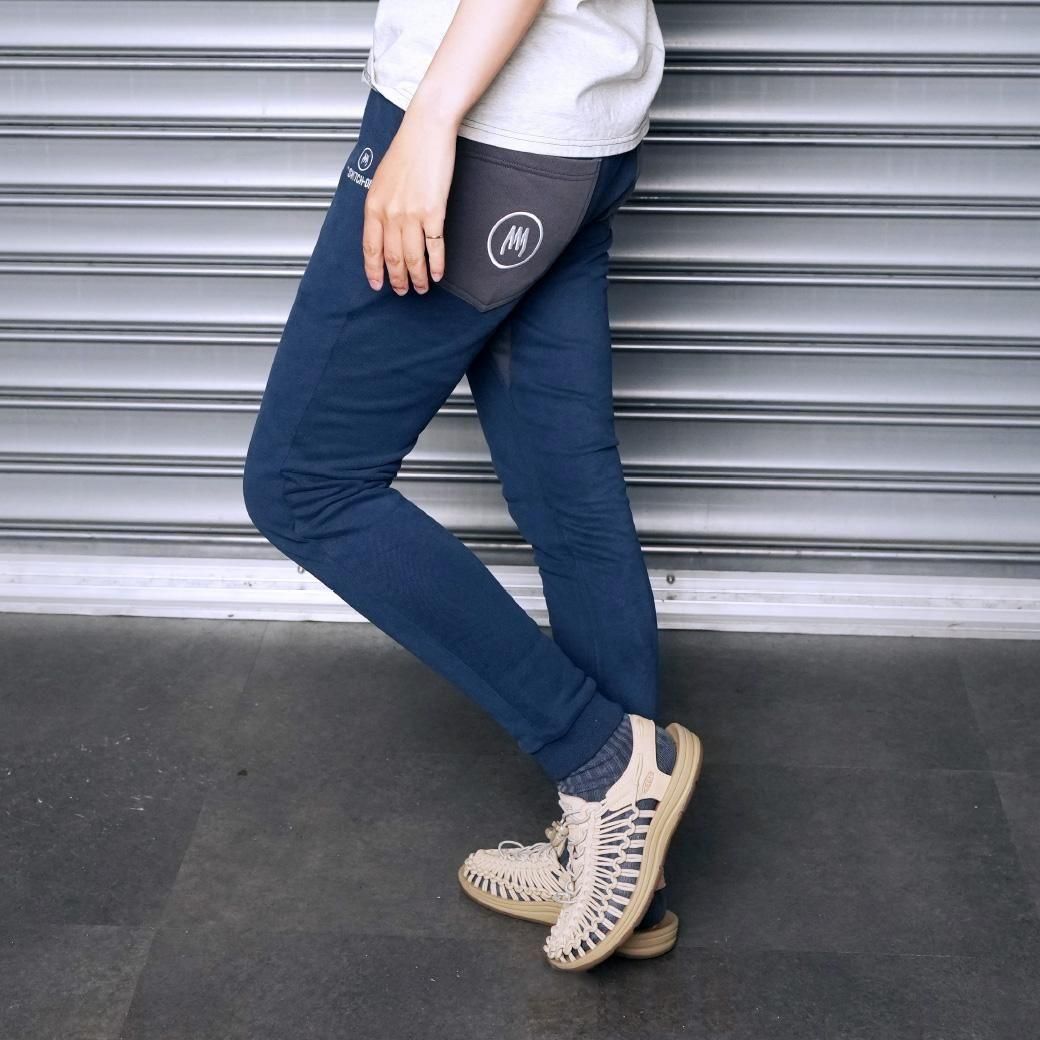 <img class='new_mark_img1' src='https://img.shop-pro.jp/img/new/icons15.gif' style='border:none;display:inline;margin:0px;padding:0px;width:auto;' />Ez Sweat Pants