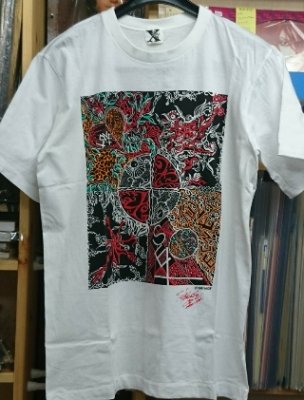 X JAPAN 初期「X」ロゴ・タグ付き hideデザイン・Tシャツ hideプリント・サイン入り サイズ：L　白 ペイント柄 エックス -  ロックオンキング