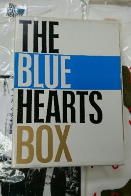 ブルーハーツ 「THE BLUE HEARTS BOX」 写真集、声の生撮りカセットテープ他　計5点セット - ロックオンキング