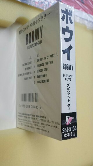 BOOWY 「INSTANT LOVE」 限定カセット BOX / カセットは未開封 / 特典
