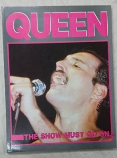  ̿ QUEEN  THE SHOW MUST GO ONסν