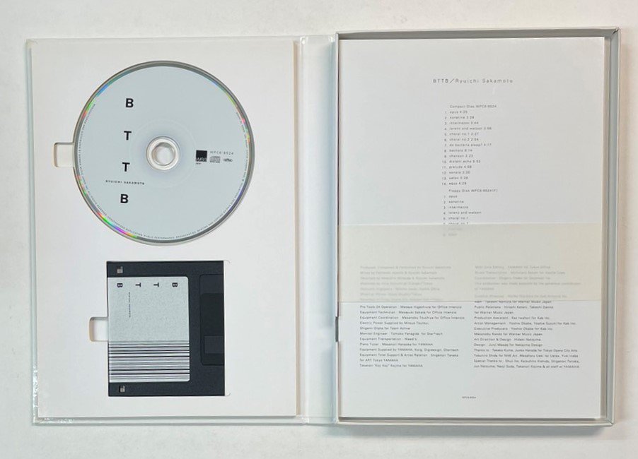 坂本龍一　初回限定盤CD　BTTB　CD、フロッピー・ディスク、譜面付　ピアノスコア（32枚） - ロックオンキング