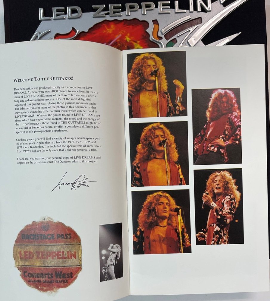 レッドツェッペリン　限定版写真集　Led Zeppelin live dreams　日本語版 冊子付 カメラマンの直筆サイン入 シリアルナンバー入 -  ロックオンキング