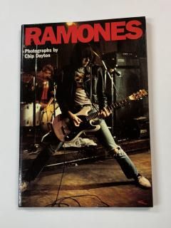 ⡼󥺡̿phtoographs by Chip DaytonνRAMONES