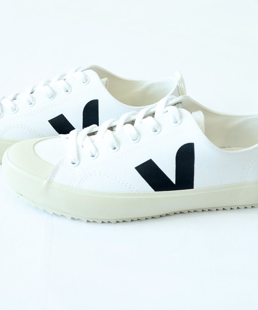 VEJA NOVA CANVAS WHITE_BLACK (NA011537B)