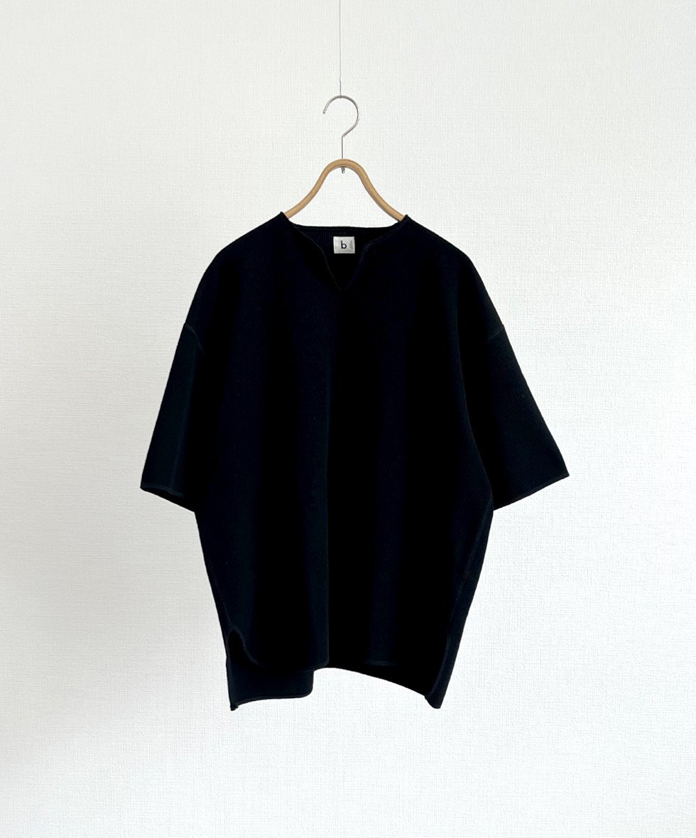 blurhmsROOTSTOCK/  Rough&Smooth Thermal Over-neck (Black)