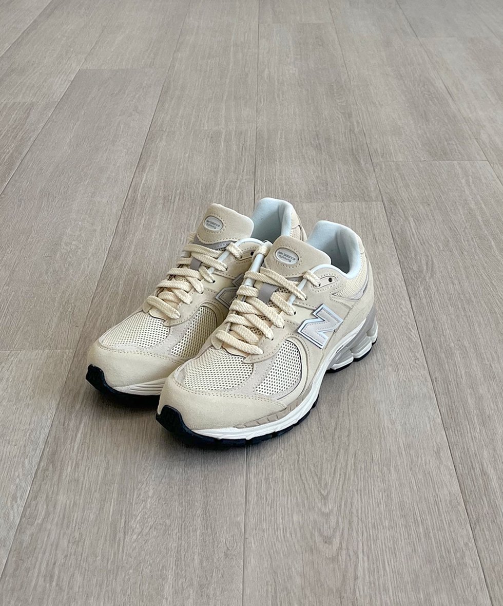 New Balance/  M2002RFI (OFF WHITE)