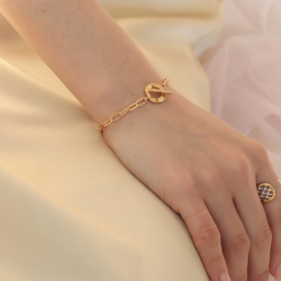 Flare bracelet