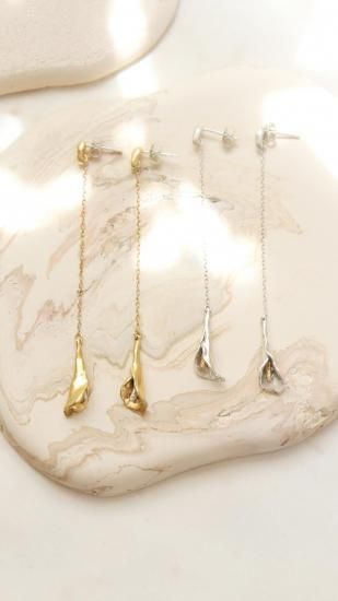 Calla long chain pierce