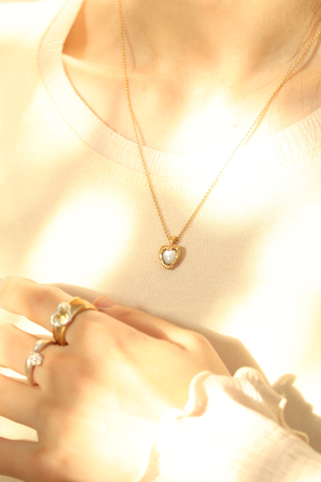 Shell heart necklace - emiru