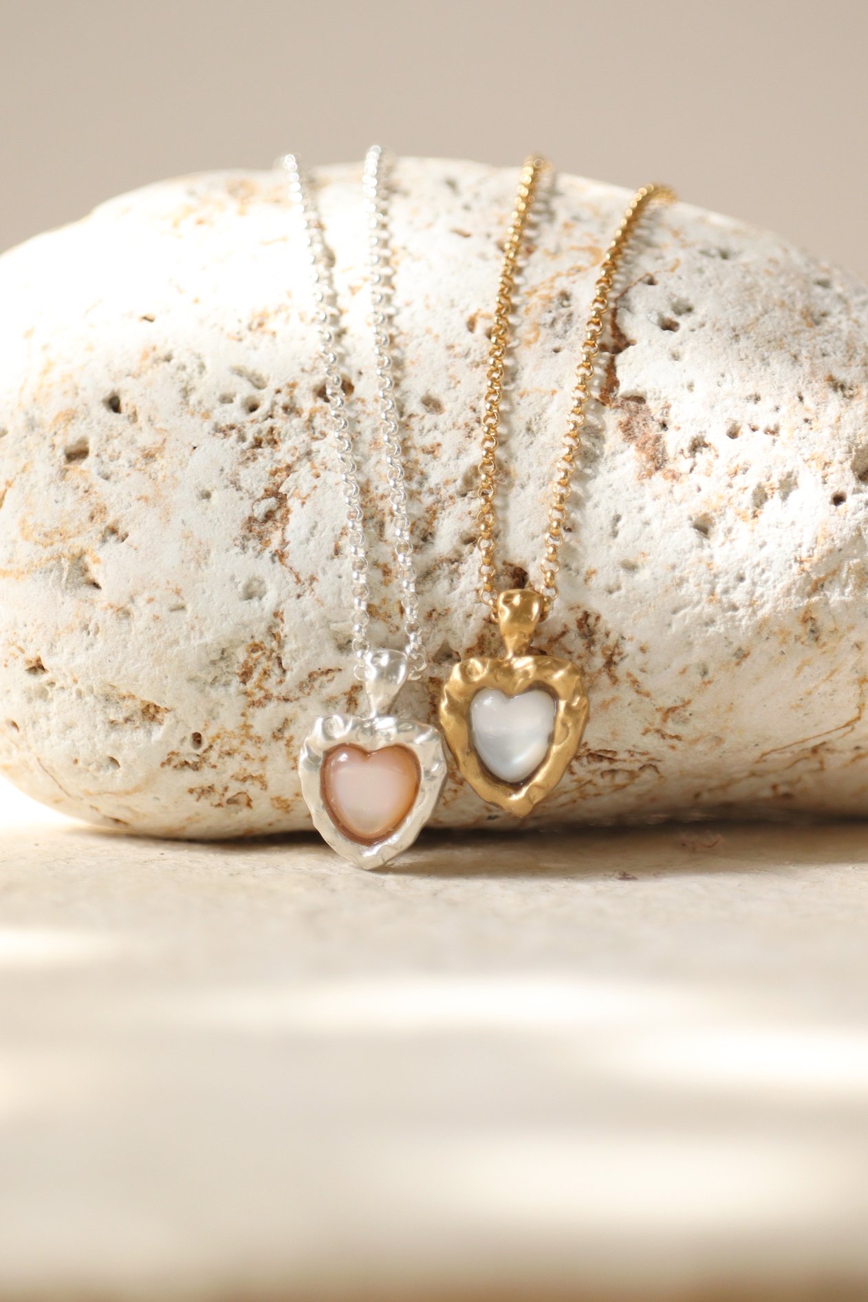 Shell heart necklace - emiru