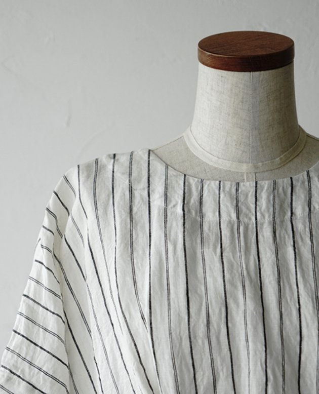 NON-SLEEVE / white stripe linen