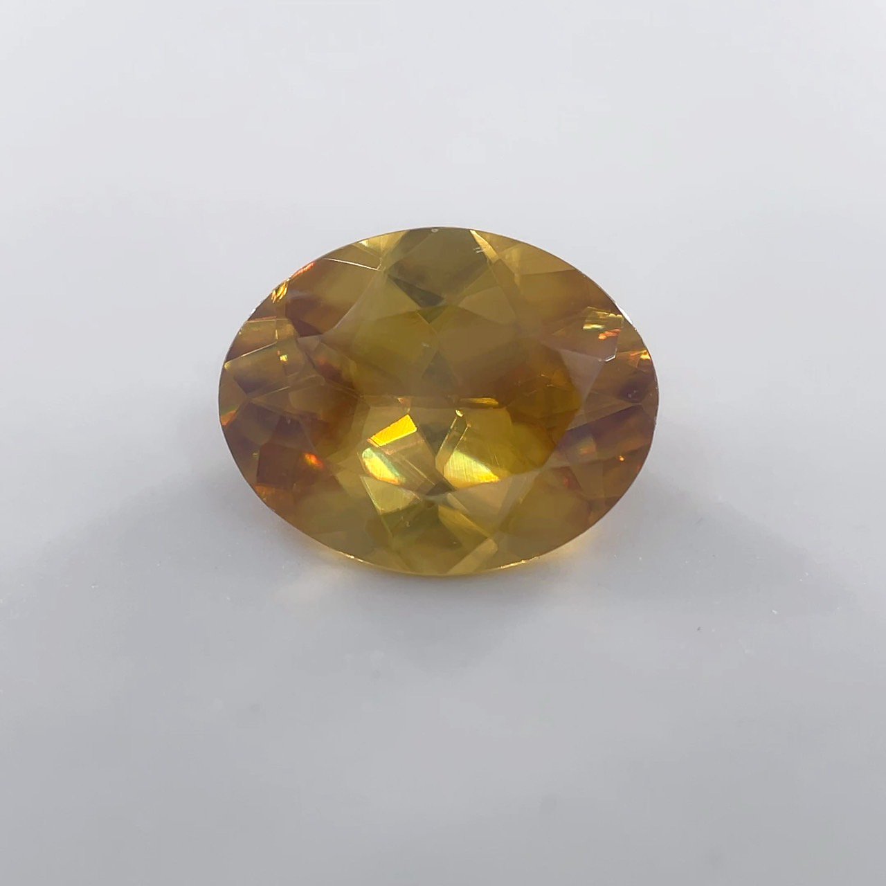 501328 ̎ َ OV 2.26ct