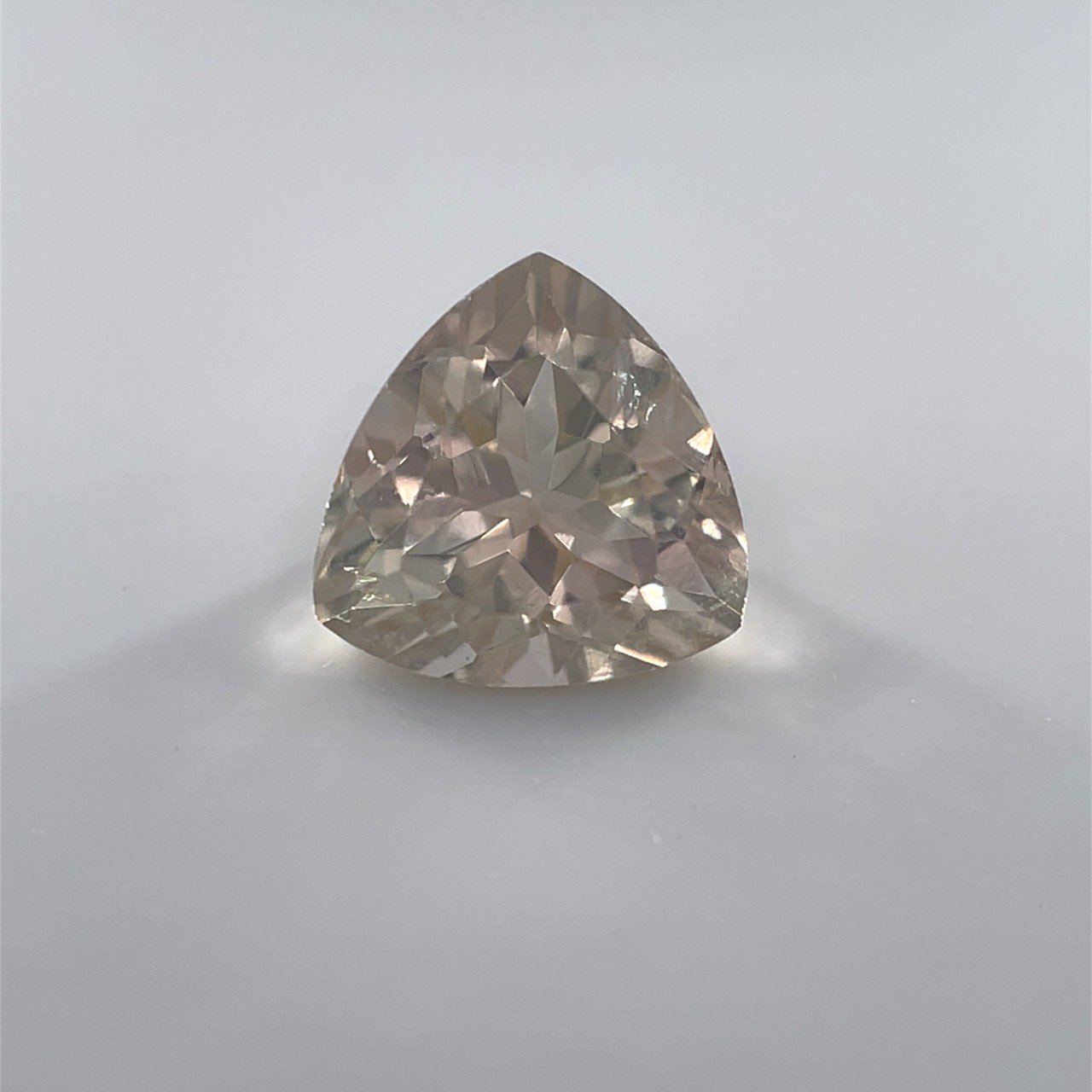 502702 ݎ޻Ďَώ؎ َ TR 1.94ct