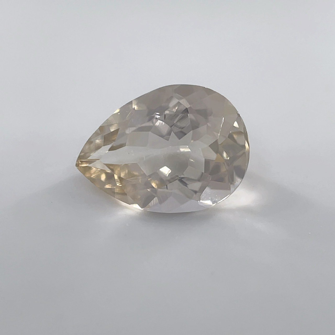 502823 ݎ޻Ďَώ؎ َ PS 2.22ct