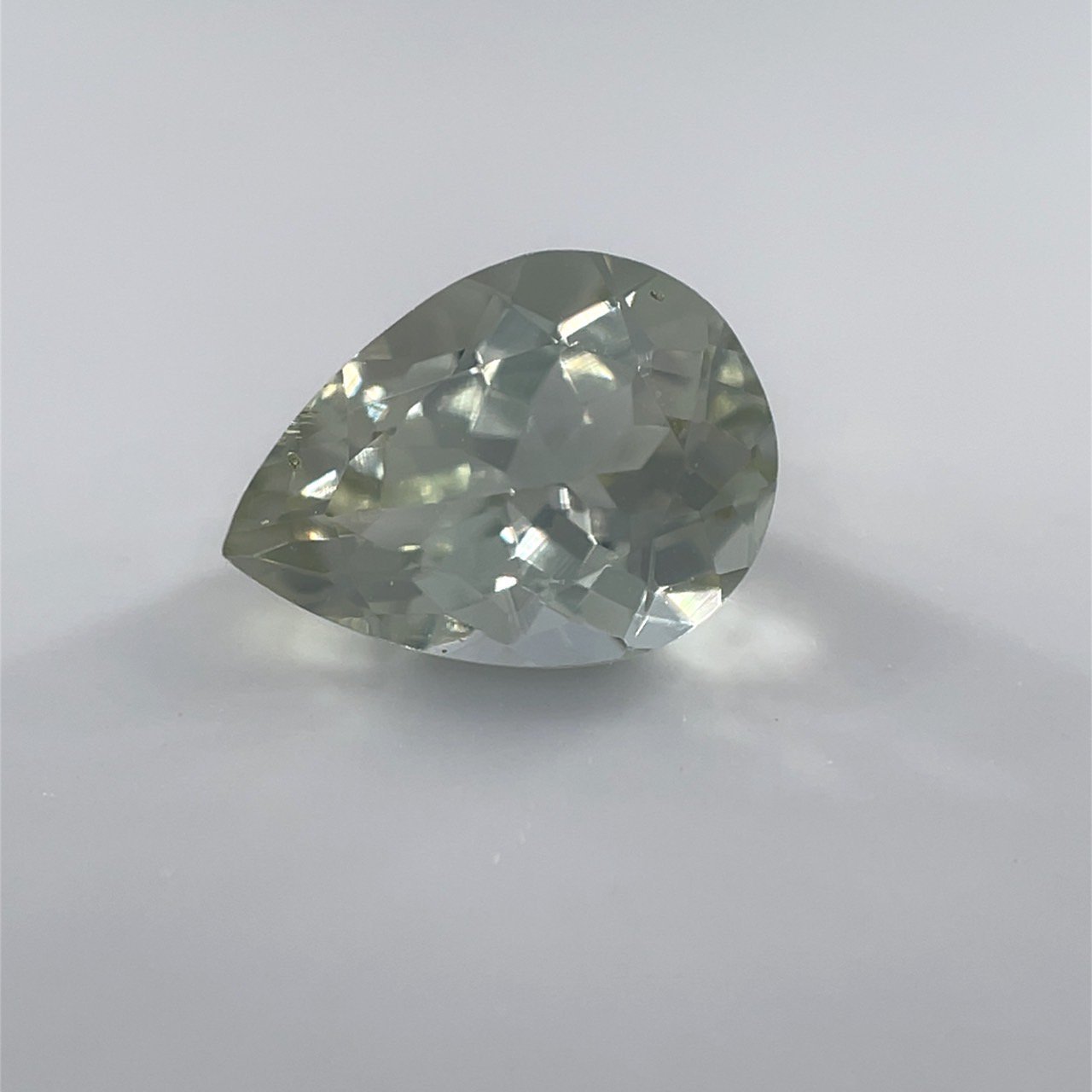 502841 ݎ޻Ďَώ؎ َ PS 2.72ct