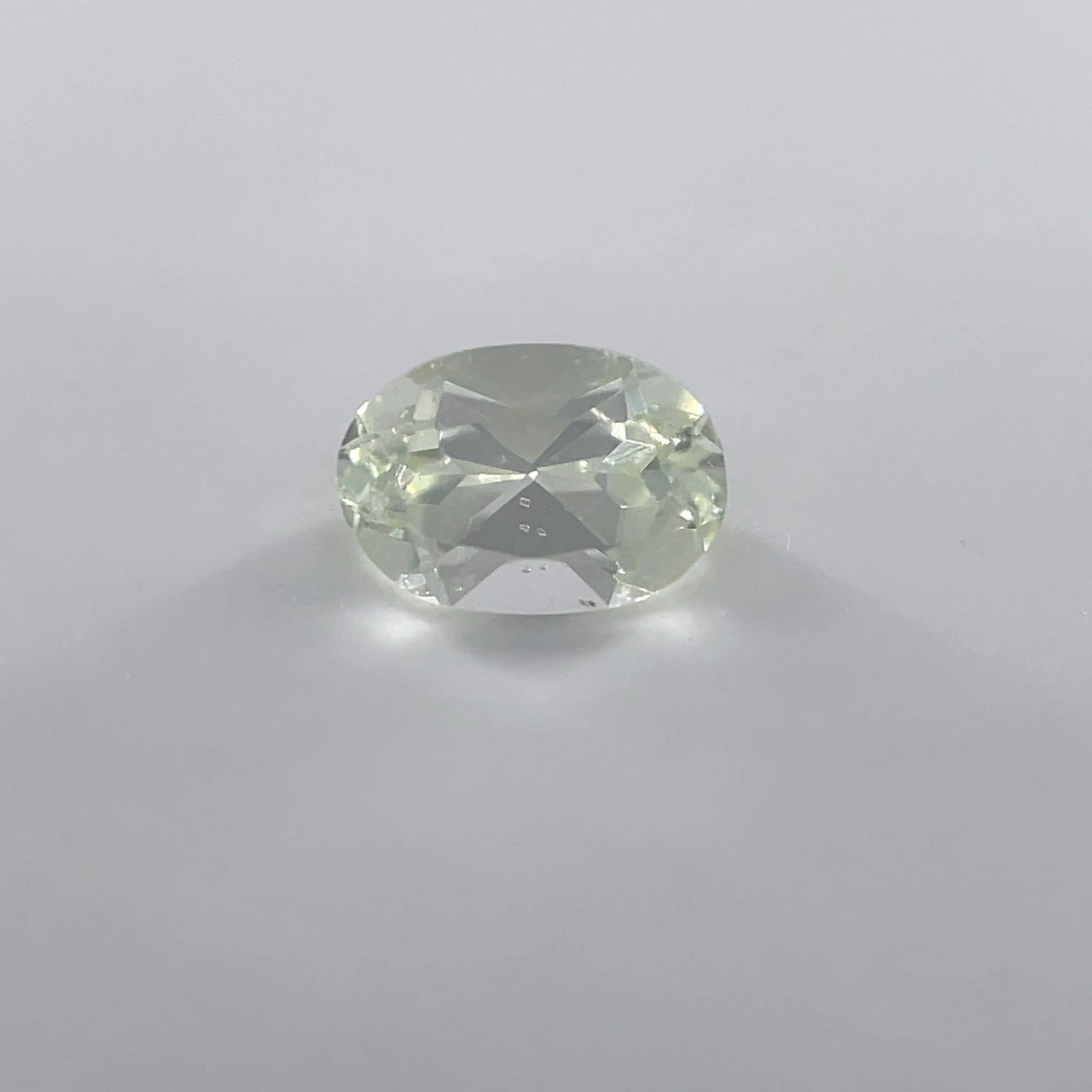 503058 ގێ׎ގȎ َ OV 0.66ct