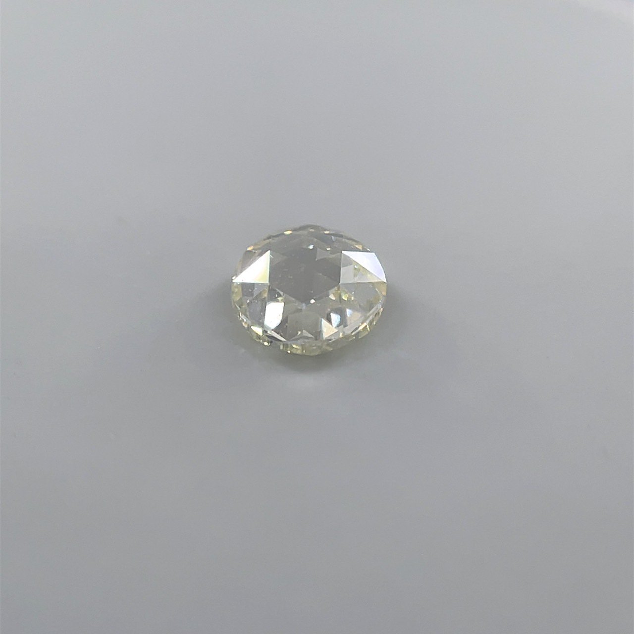 506576 ێގ ގԎӎݎĎގَ RD 0.400ct M-VVS2 CGL