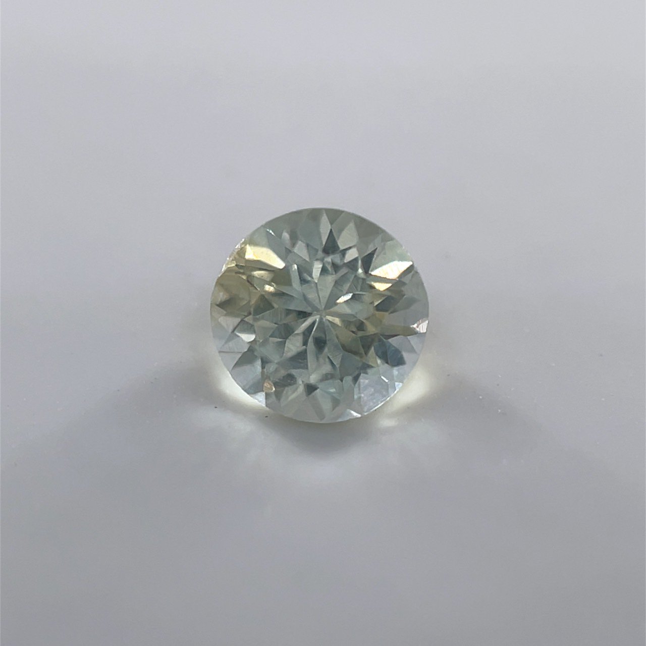 506725 ӎݎŎ̎ َ RD 0.64ct