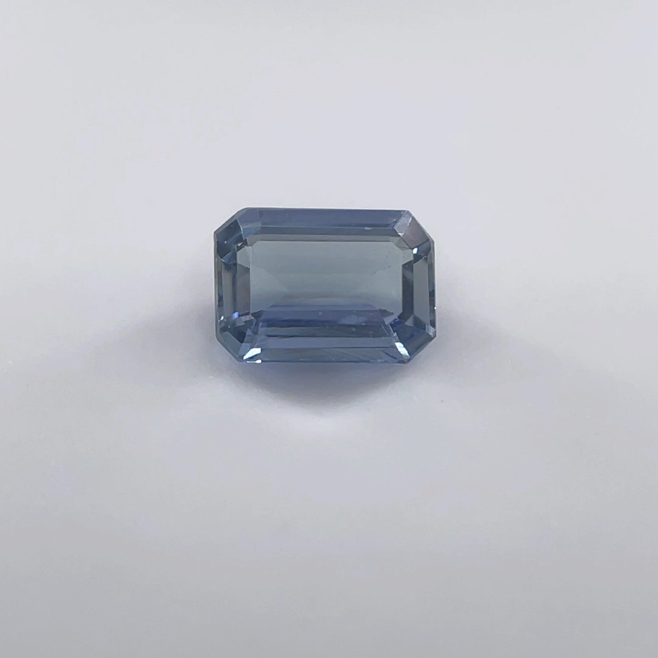 506996 ގ َ EM 0.93ct