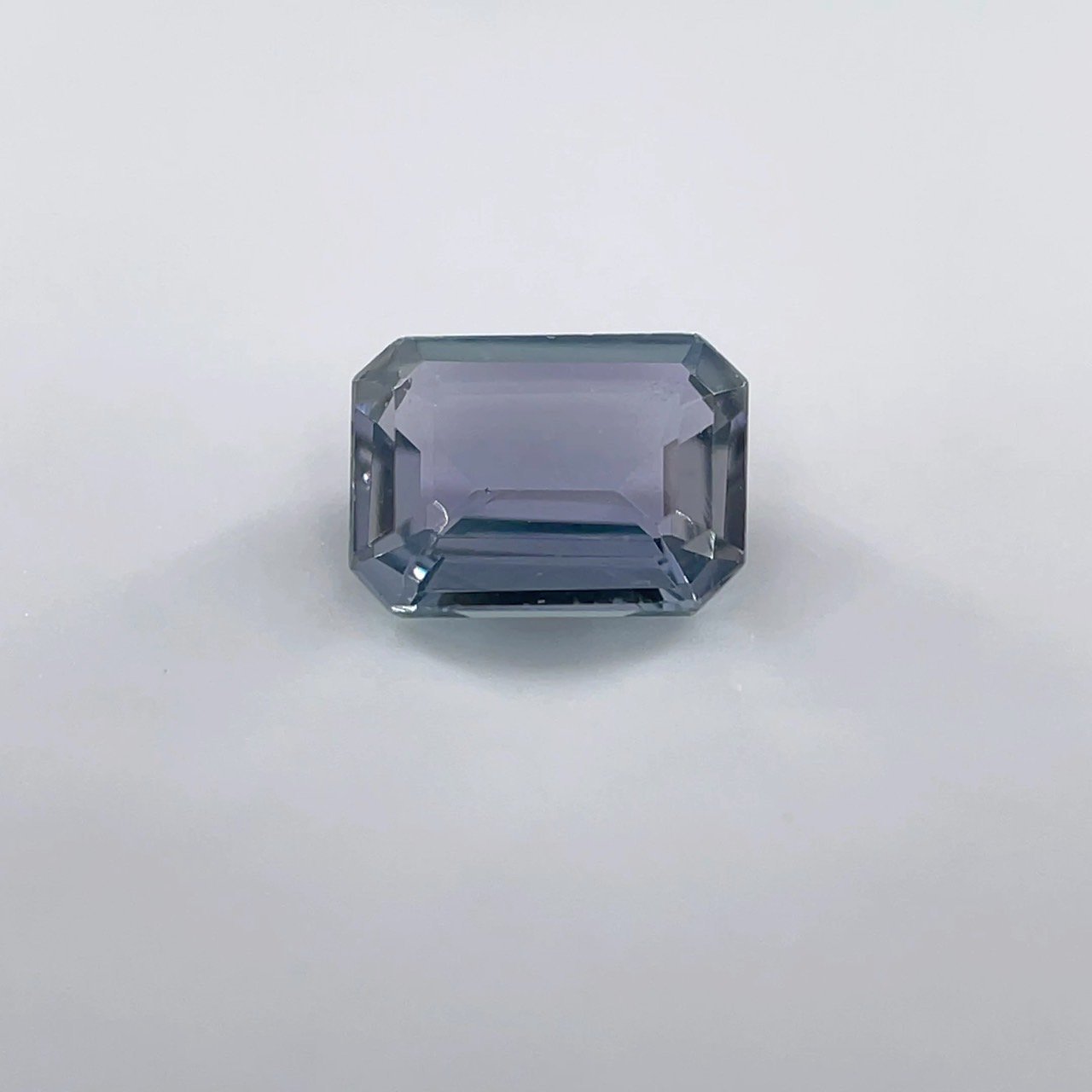 506997 ގ َ EM 1.00ct