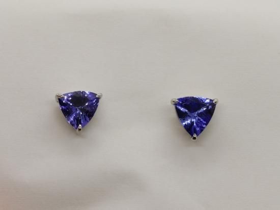 【新品】Pt　タンザナイト　ピアス　計 1.20ct　(Pt900 プラチナ)