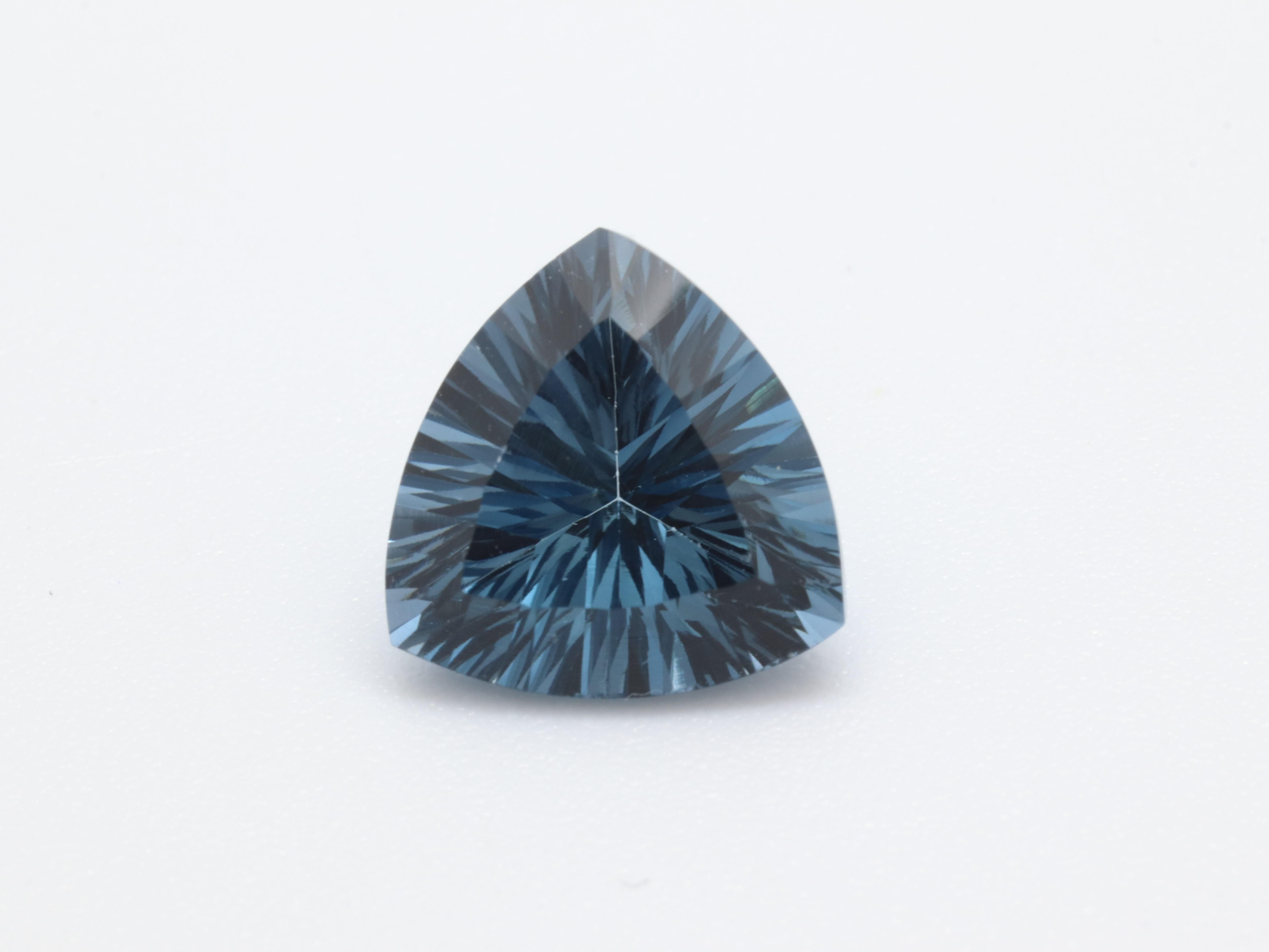 15.8ct ロンドンブルートパーズ　ルース