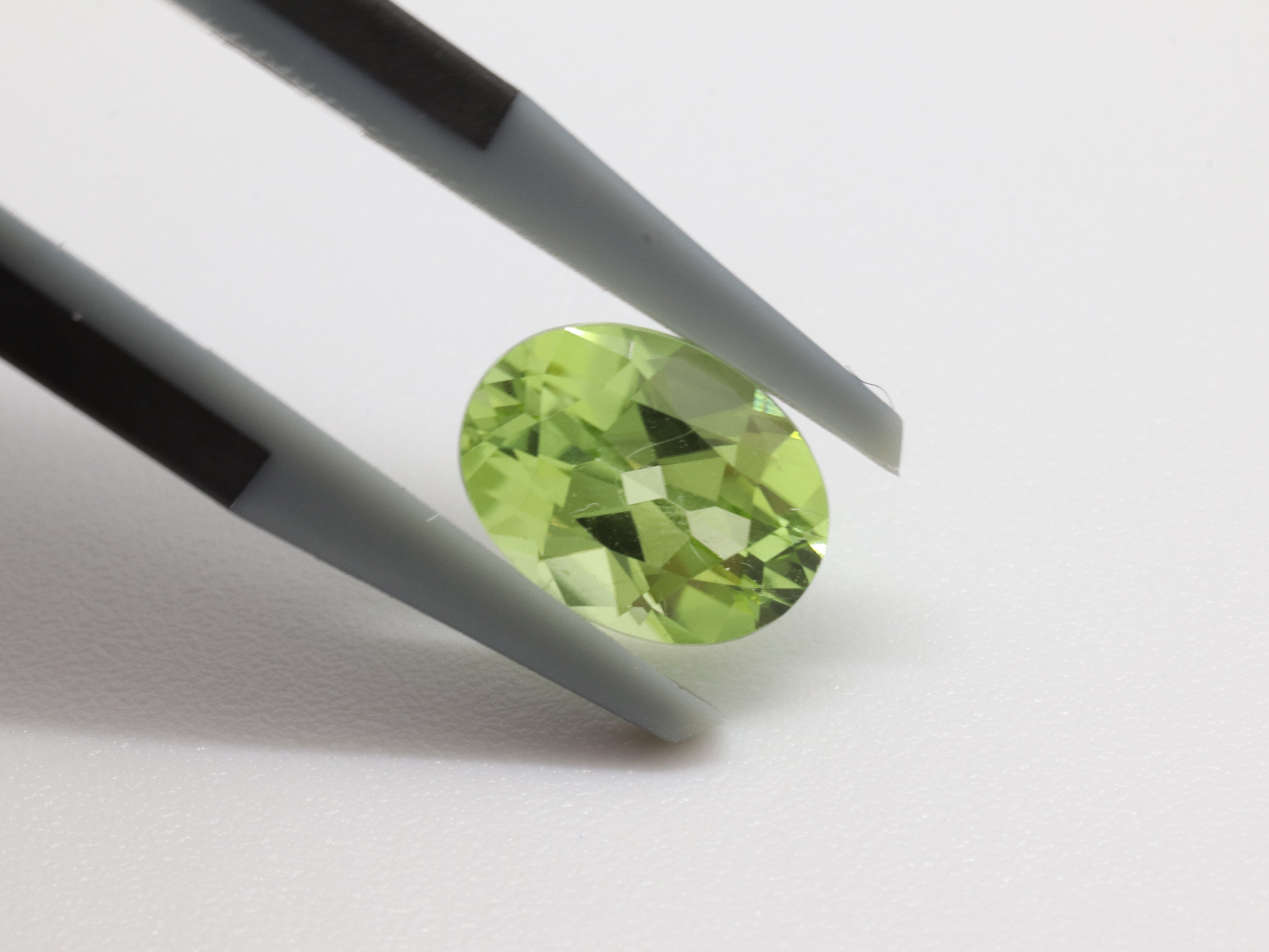 ペリドット ルース 約2.81ct 〔23〕 - www.eugeniagazmuriarquitectura.cl