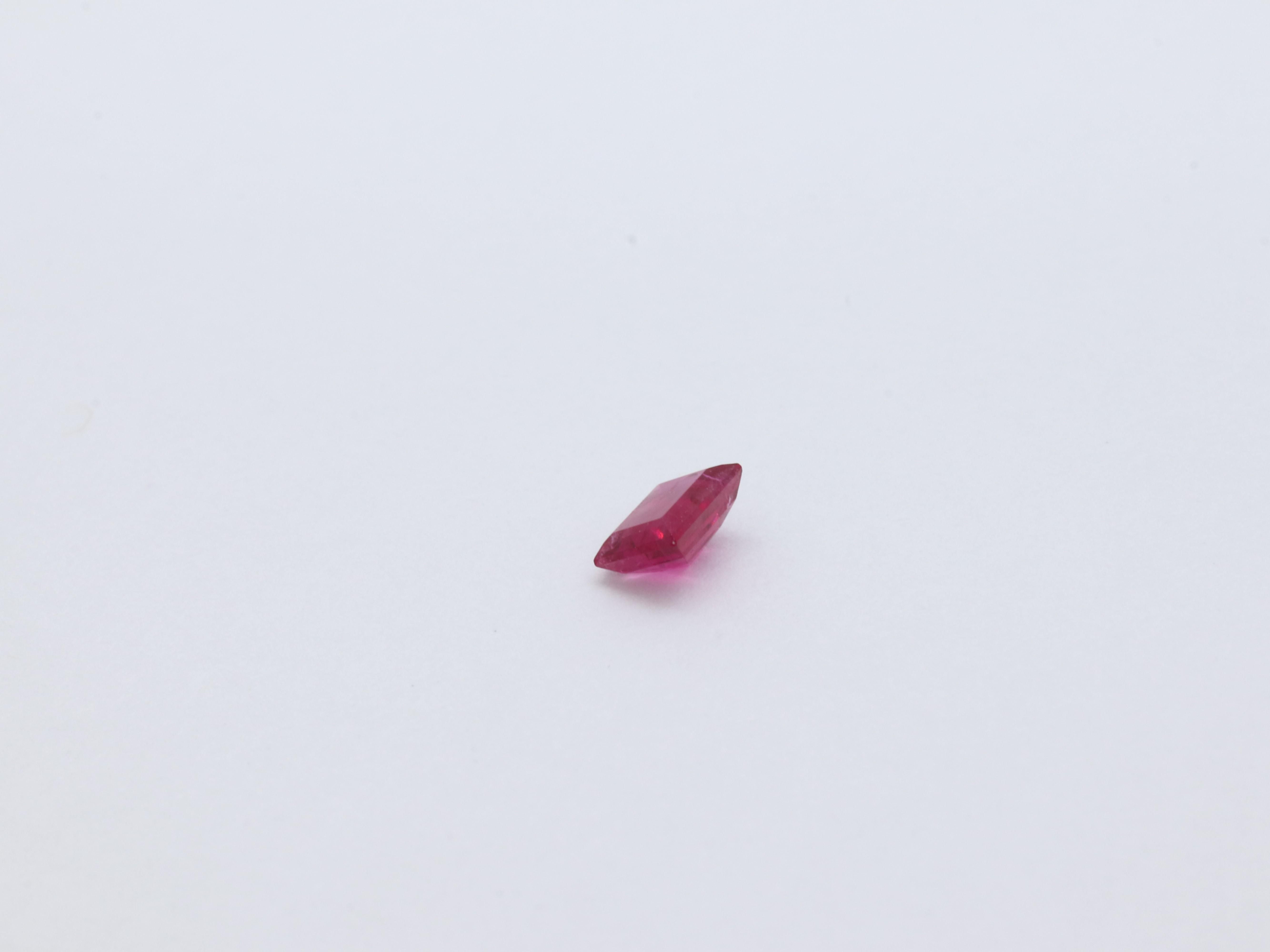 504426 ﾚｯﾄﾞﾍﾞﾘﾙ ﾙｰｽ RCT 0.169ct 日独ソ付 - カピルのお店