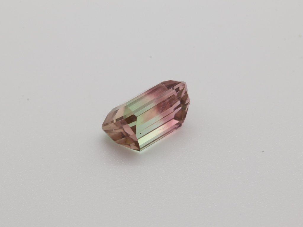 ロードクロサイト 0.82ct tri | gulatilaw.com