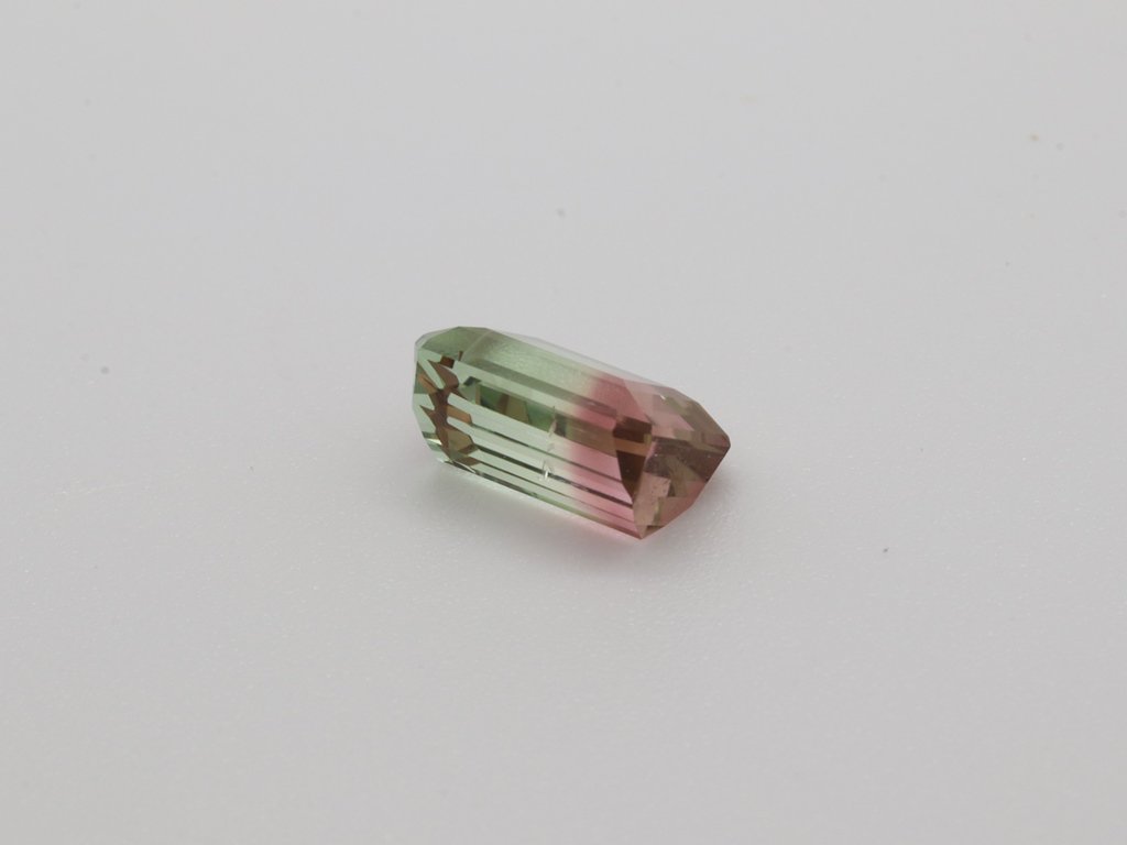 507974 ﾊﾞｲｶﾗｰﾄﾙﾏﾘﾝ ﾙｰｽ EM 2.775ct 日独ソ付 - カピルのお店