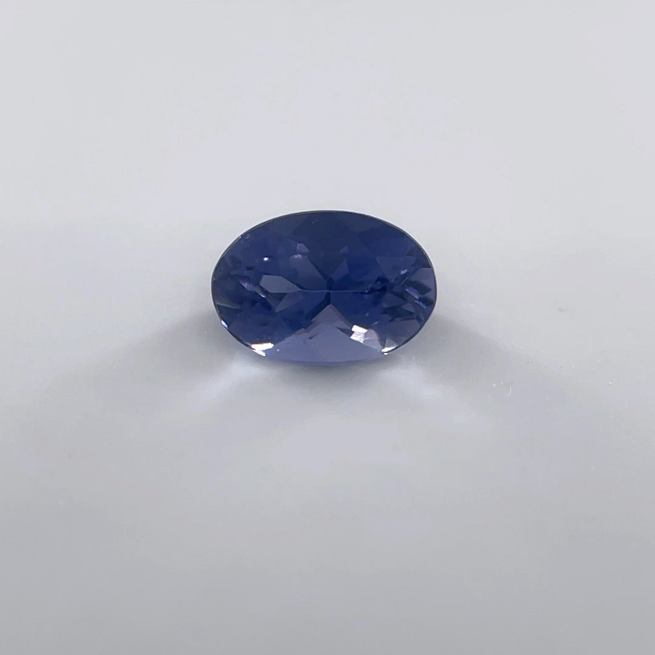 508009 ׎ َ OV 0.66ct 