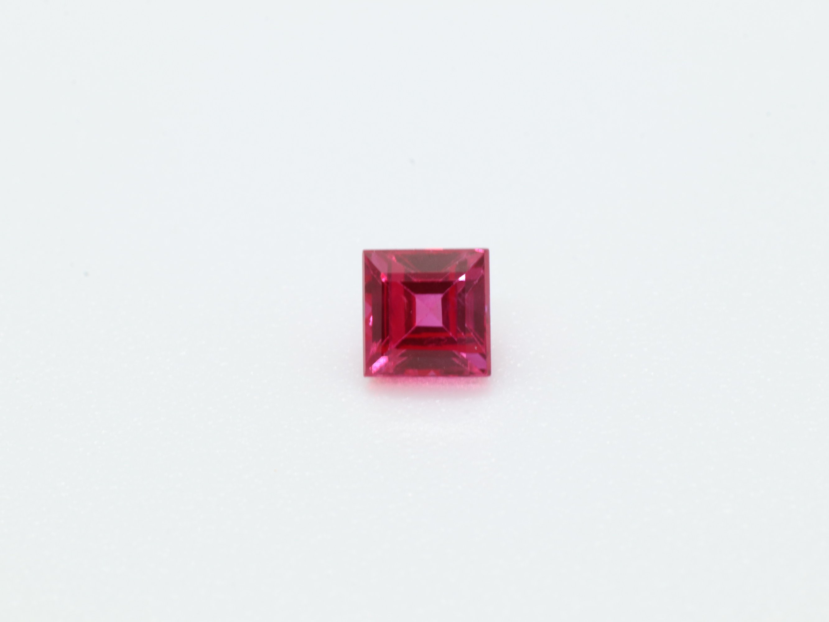 507535 ﾐｬﾝﾏｰ産ﾙﾋﾞｰ ﾙｰｽ SQ 0.445ct 日独ソ付 - カピルのお店