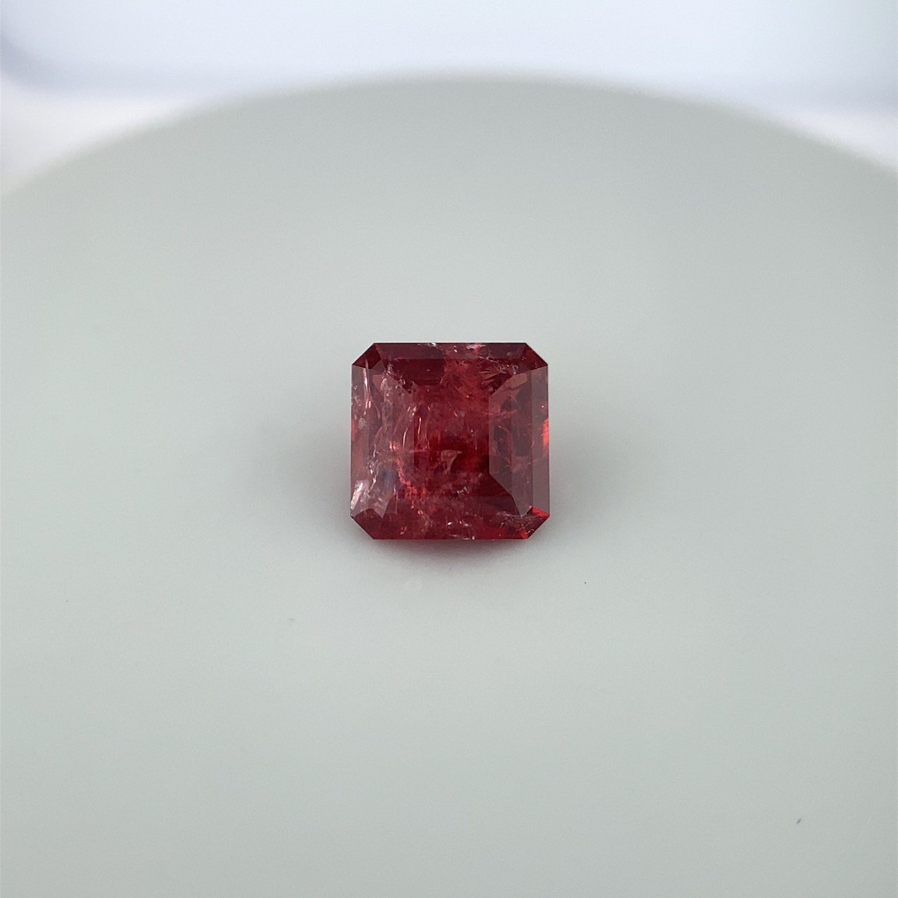 8647 ﾕｰﾃﾞｨｱﾗｲﾄ ﾙｰｽ EM 1.474ct 日独ソ付 - カピルのお店デルミリオーレ