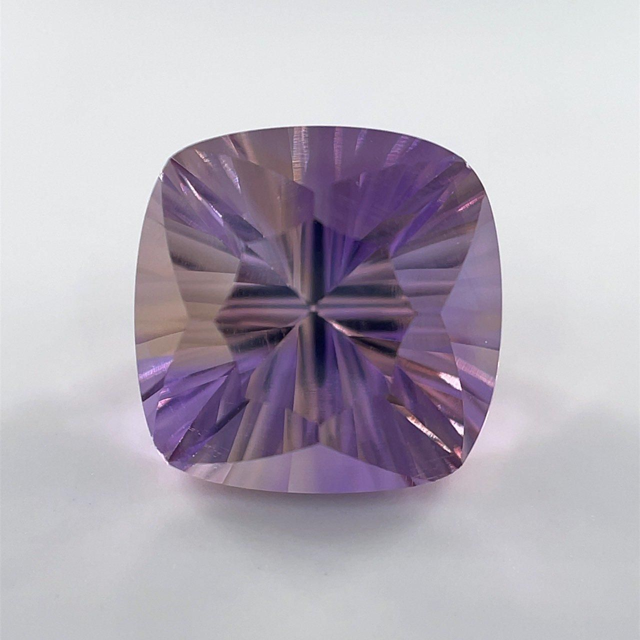 Ametrine アメトリン - カピルのお店デルミリオーレ