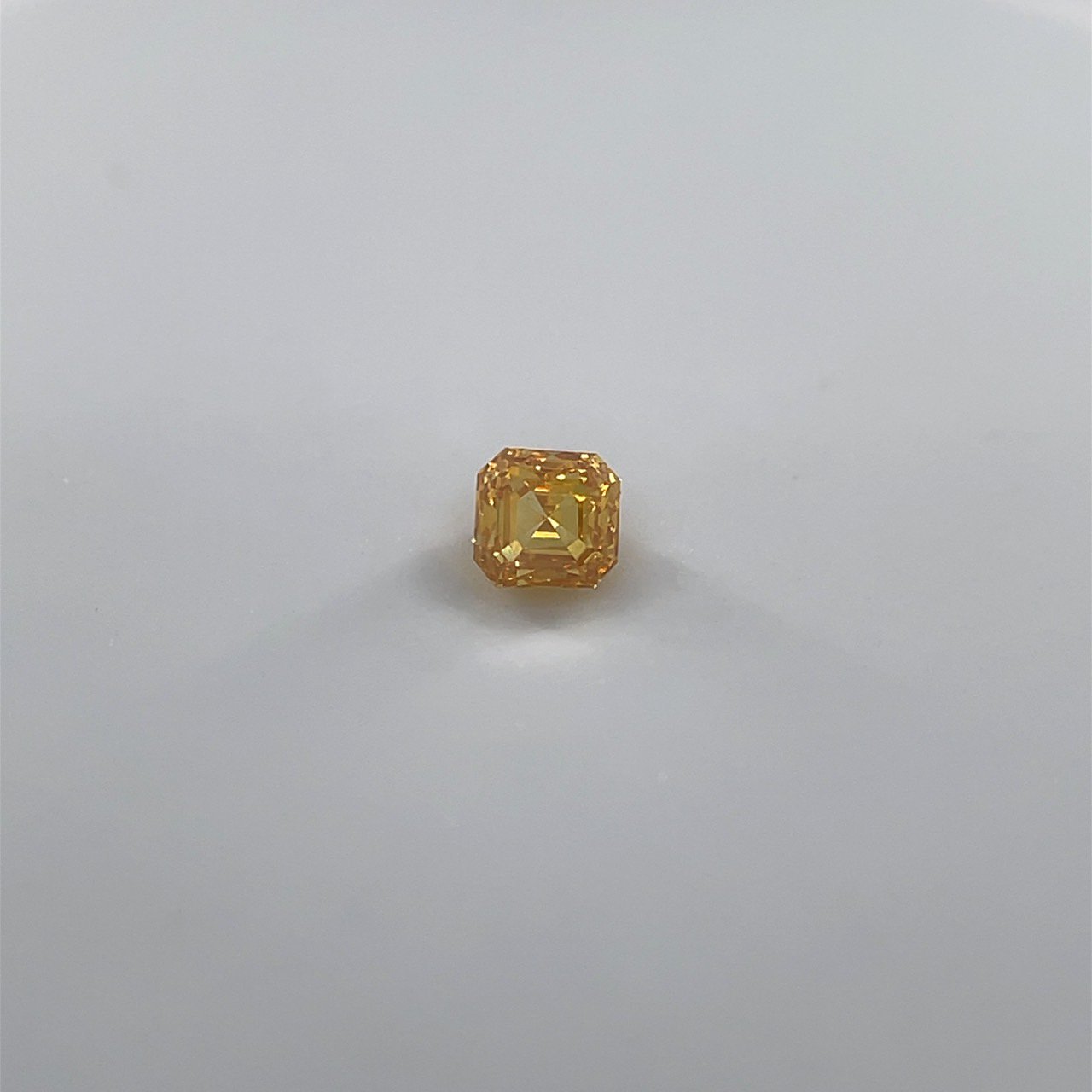 508982 ێގԎӎݎĎގَ EM 0.127ct FVOY-VS2 CGL